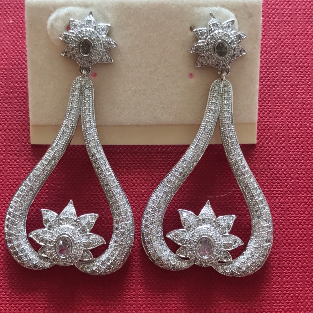 🆕Kenneth Jay Lane Earrings